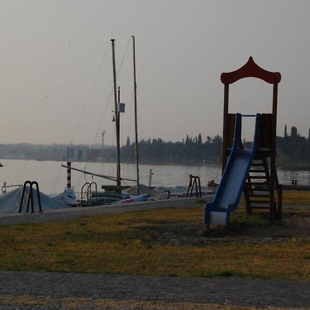 Relais Corte Bergamini Peschiera del Garda Exterior foto
